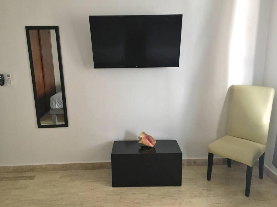 Rooftop Penthouse 3 Bedrooms, Sleeps 8! Cancun Luaran gambar